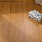 Vertical carbonized solid bamboo flooring