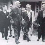 QR code: 胡适与蒋介石