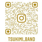 QR code: 月三 追蹤IG