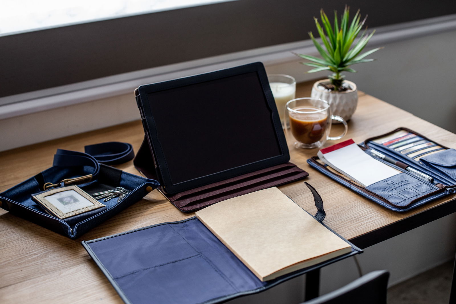 Social Media and Online Malls 