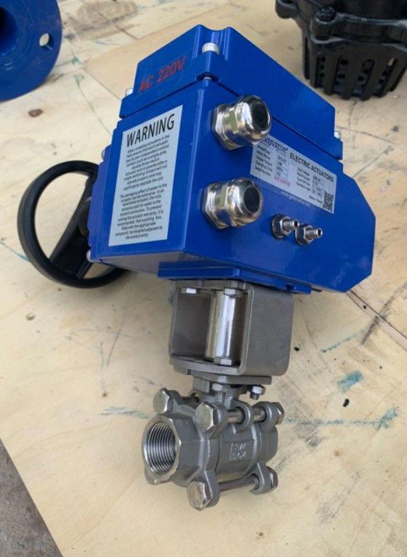 Van bi inox điều khiển điện 220v - Van công nghiệp nhâp khẩu