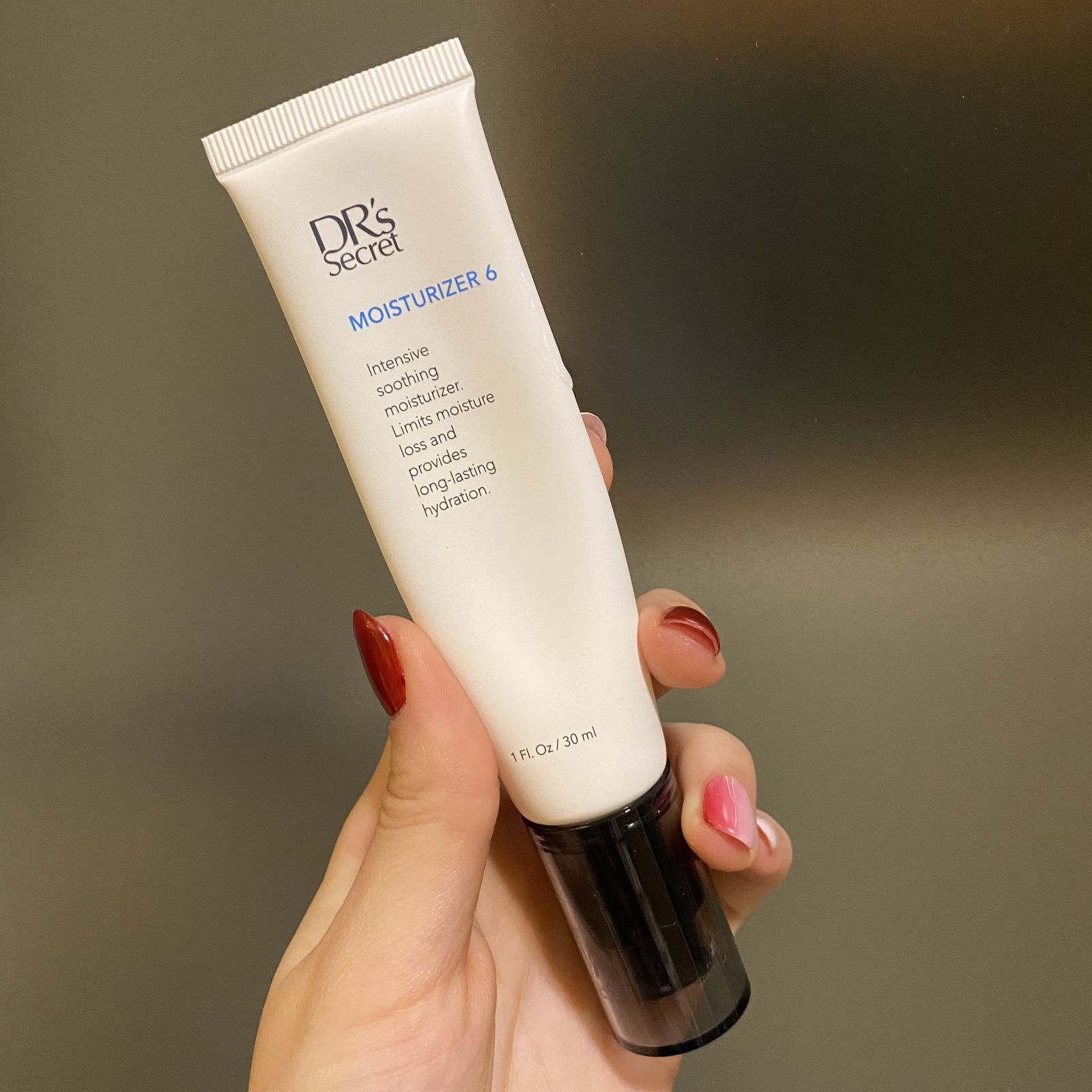 6號潤膚霜(空氣中抓水到你漏水的肌膚）