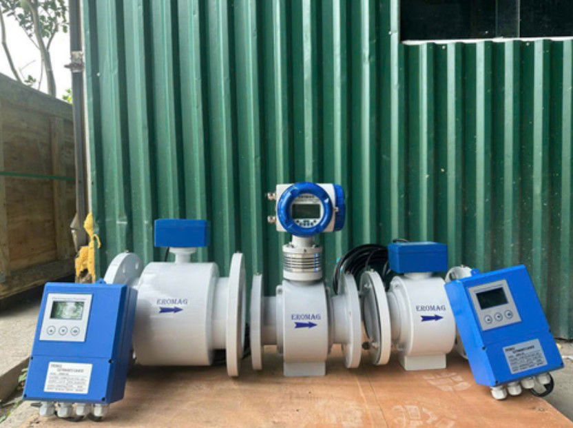 Đồng hồ đo lưu lượng nước Hàn Quốc| Komax, Eromag| giá tốt