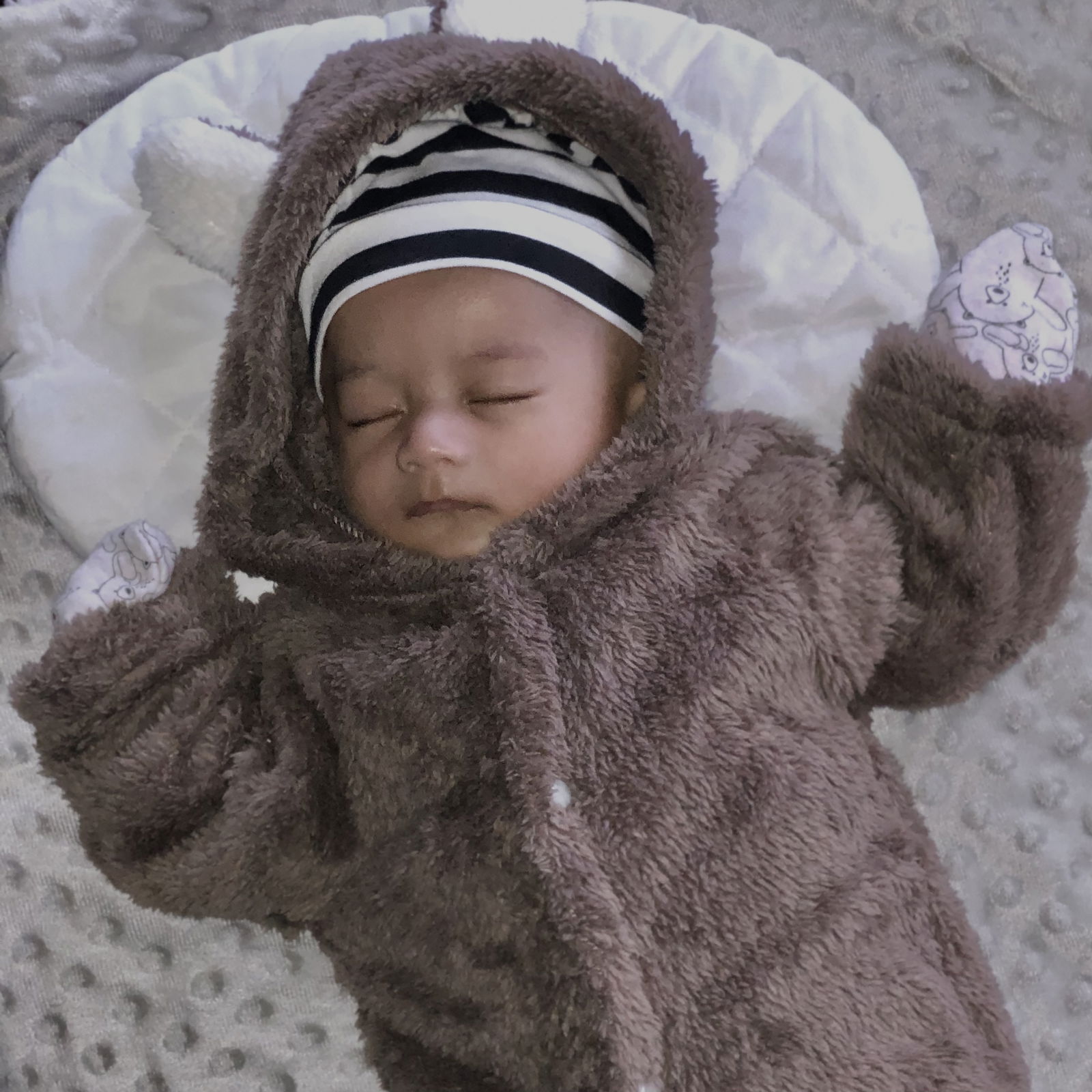 17 - Baby Jumpsuit bulu