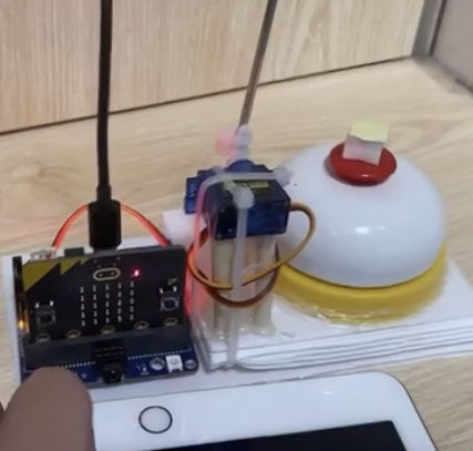 敲鈴器Bell Ringer