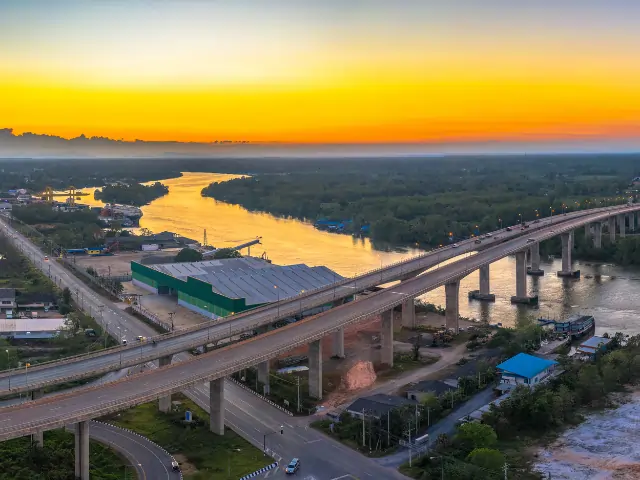 Premium Surat Cab Service – HurryUp Cabs