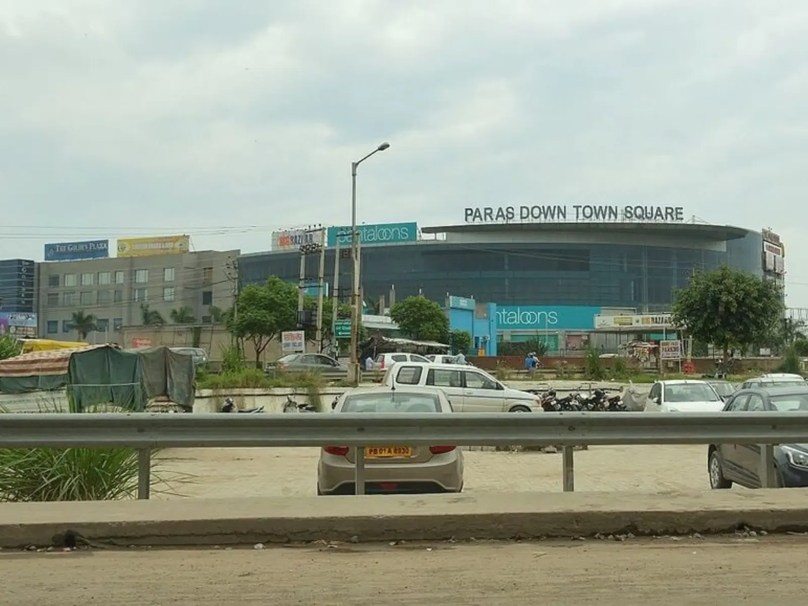 Best Zirakpur Taxi Service – HurryUp Cabs