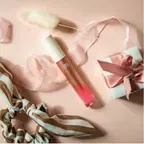 水嫩嘟嘟   ⎜  冰晶唇釉