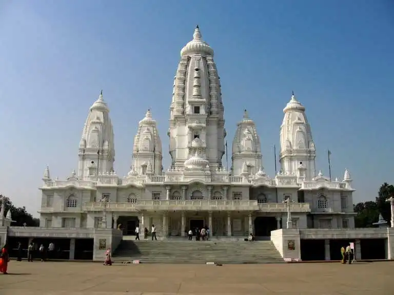 Best Cab Service in Kanpur for Local Travel – HurryUp Cabs