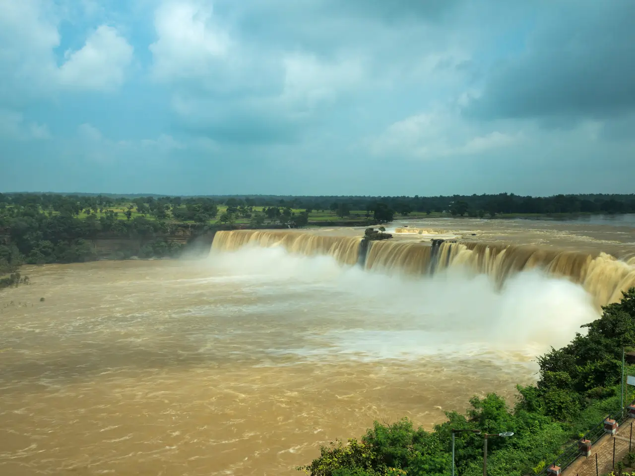 Taxi Service In Jagdalpur - Online Cab Booking