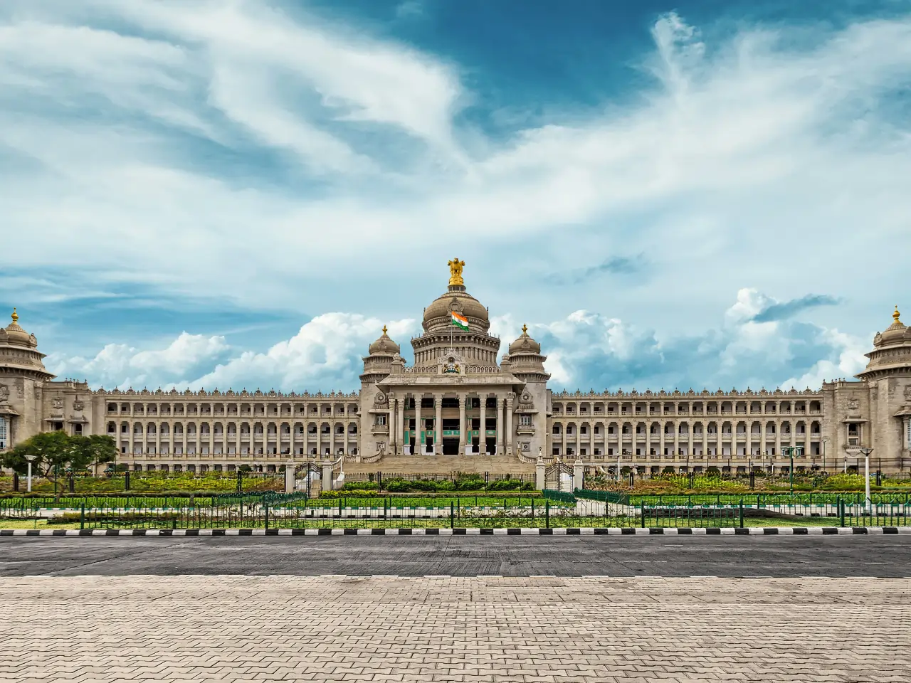 Cab Service In Tumkur - Online Cab Booking