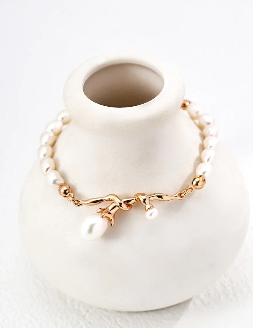 Bracelets for Women | Gold, Silver & Platinum