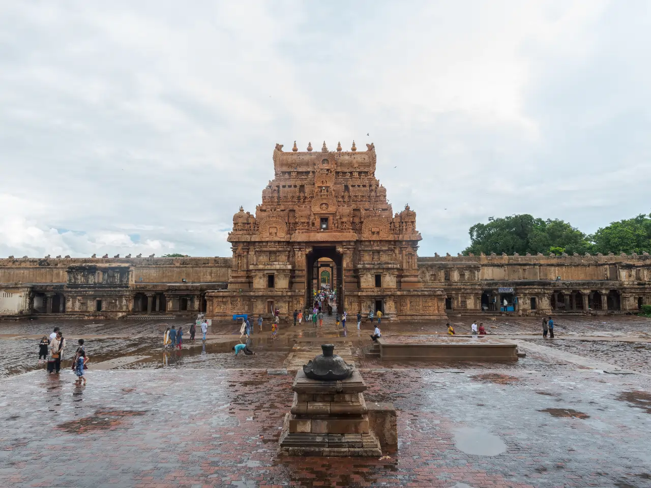Namakkal Taxi Service Booking | HurryUp Cabs