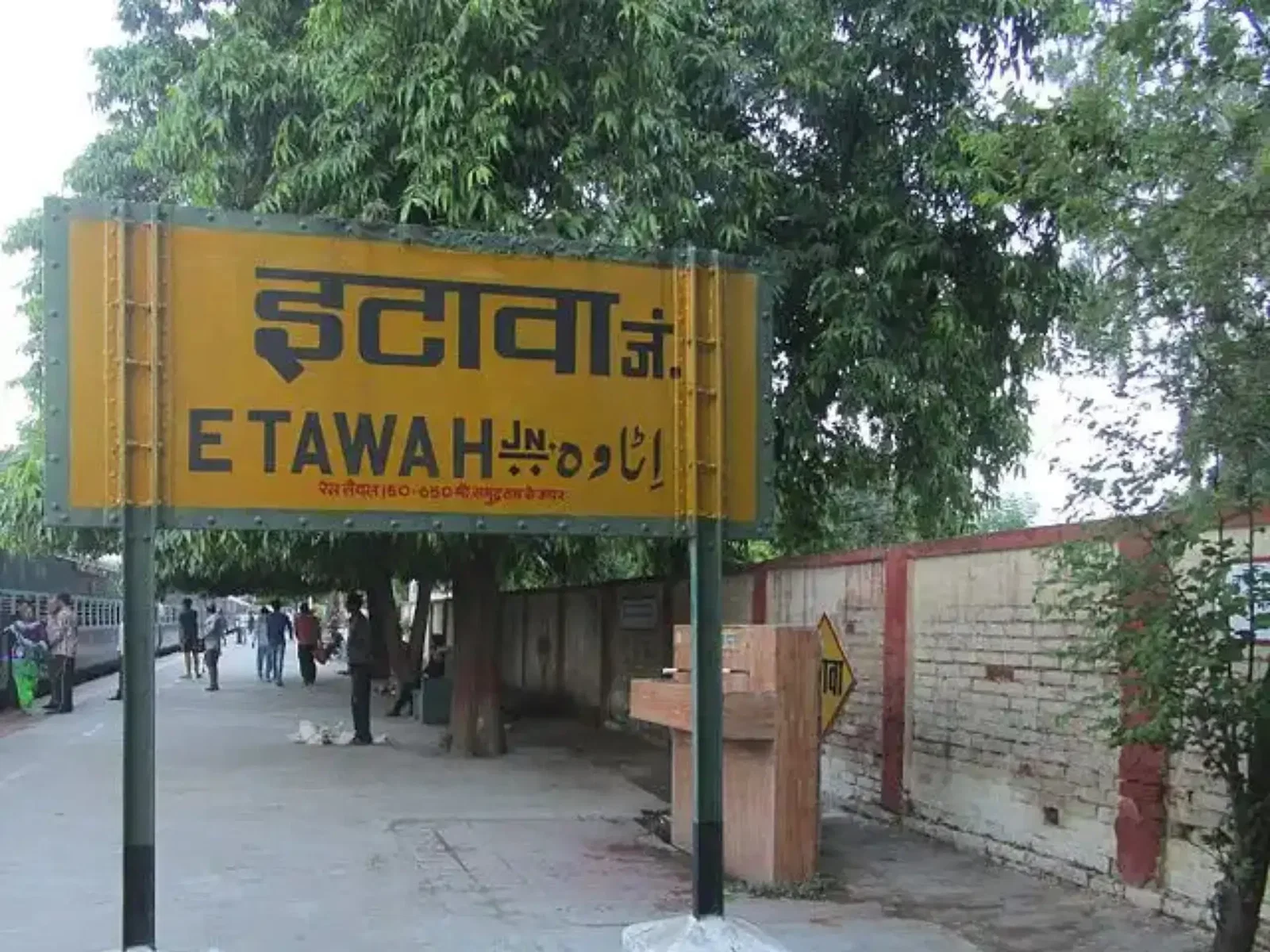 Etawah Local Taxi Hire at Low Fare | HurryUp Cabs
