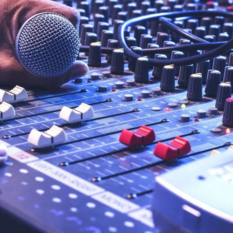 Audio Visual Instruments in Clyde North