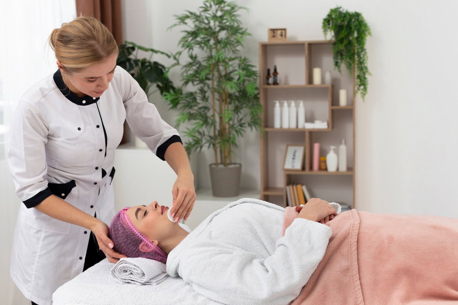 Med Spa Lone Tree Treatments for Smoother Skin and Lasting Glow