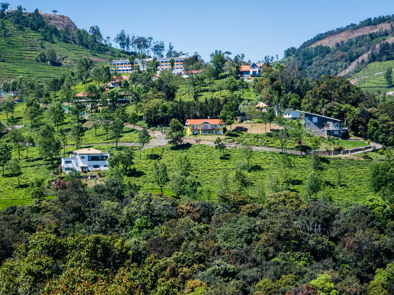 Safe Cab Service in Yercaud at ₹9/km | Outstation Taxi