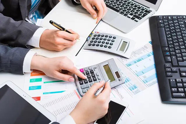 Trucking Accountant | Accountant for Trucking Company