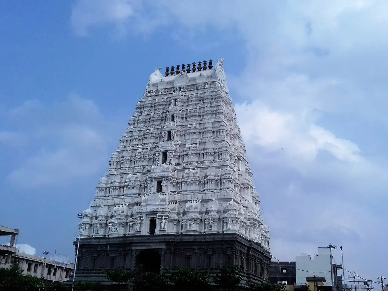 Cab Service In Tirupati- Online Cab Booking