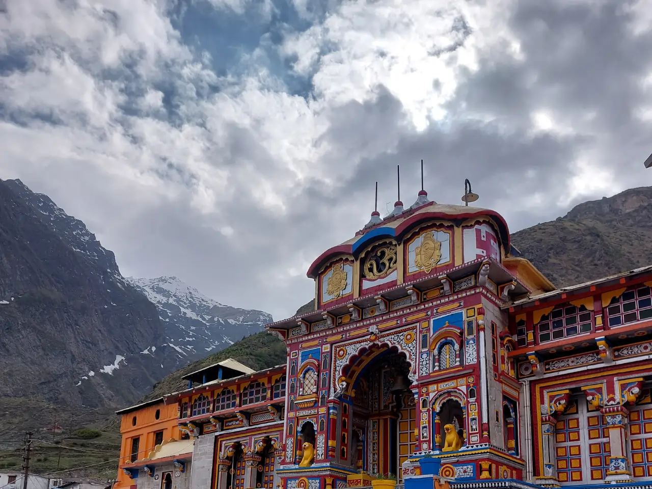 Taxi Service In Badrinath