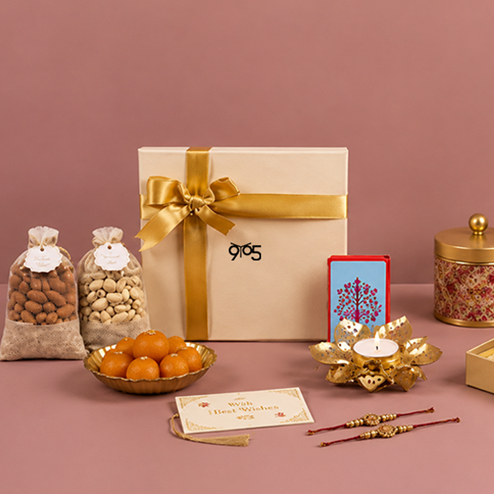 Shop Premium Corporate Gift Hampers Under RS. 500