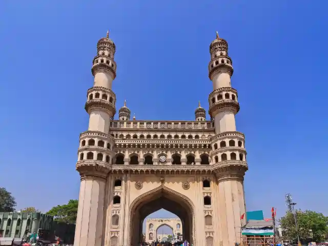 Cab Service in Hyderabad | Book Taxi Online – HurryUp Cabs