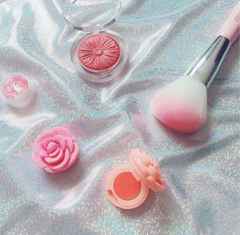 Shimmer Backdrop ✨