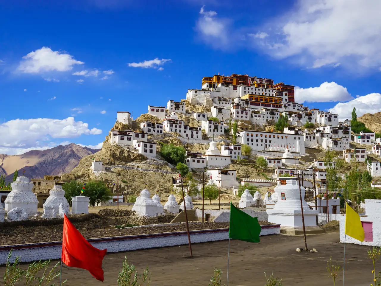 Affordable Taxi Service in Leh at ₹9/km | Outstation Cabs