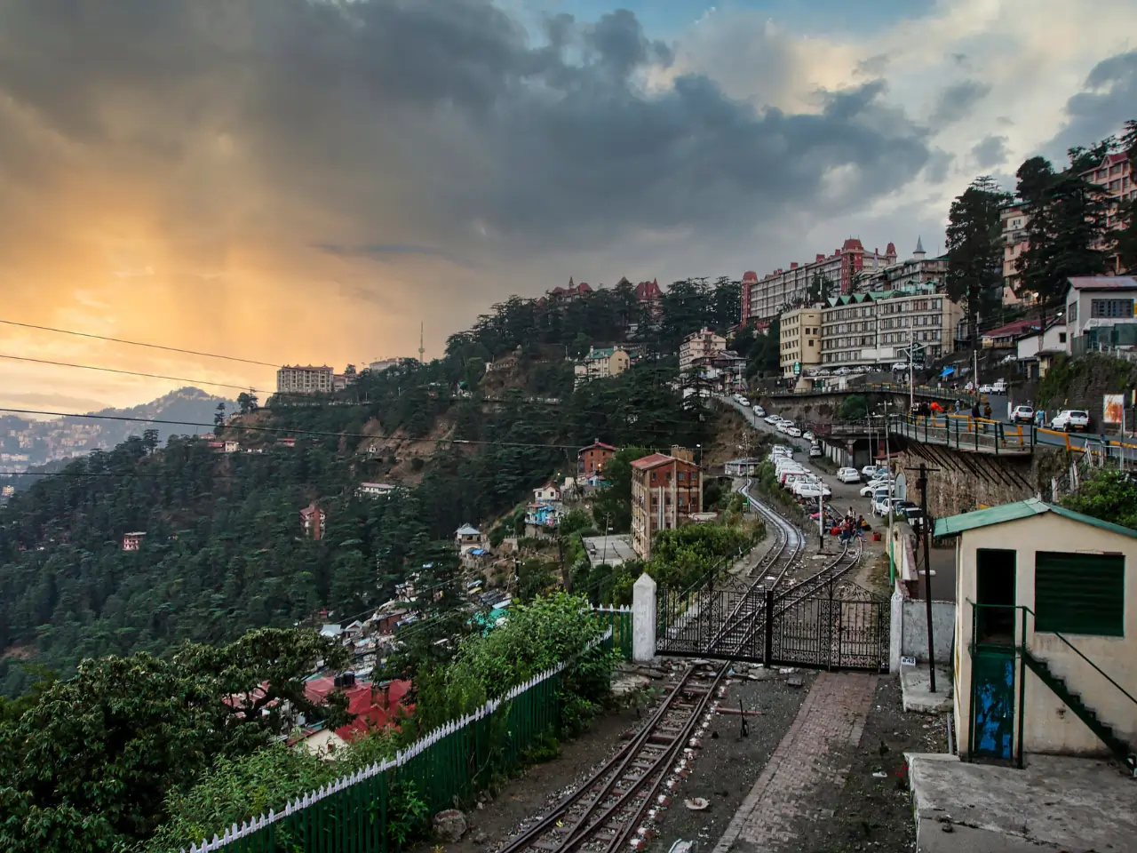 Best Taxi Service in Hamirpur At ₹9/km | Outstation Cabs