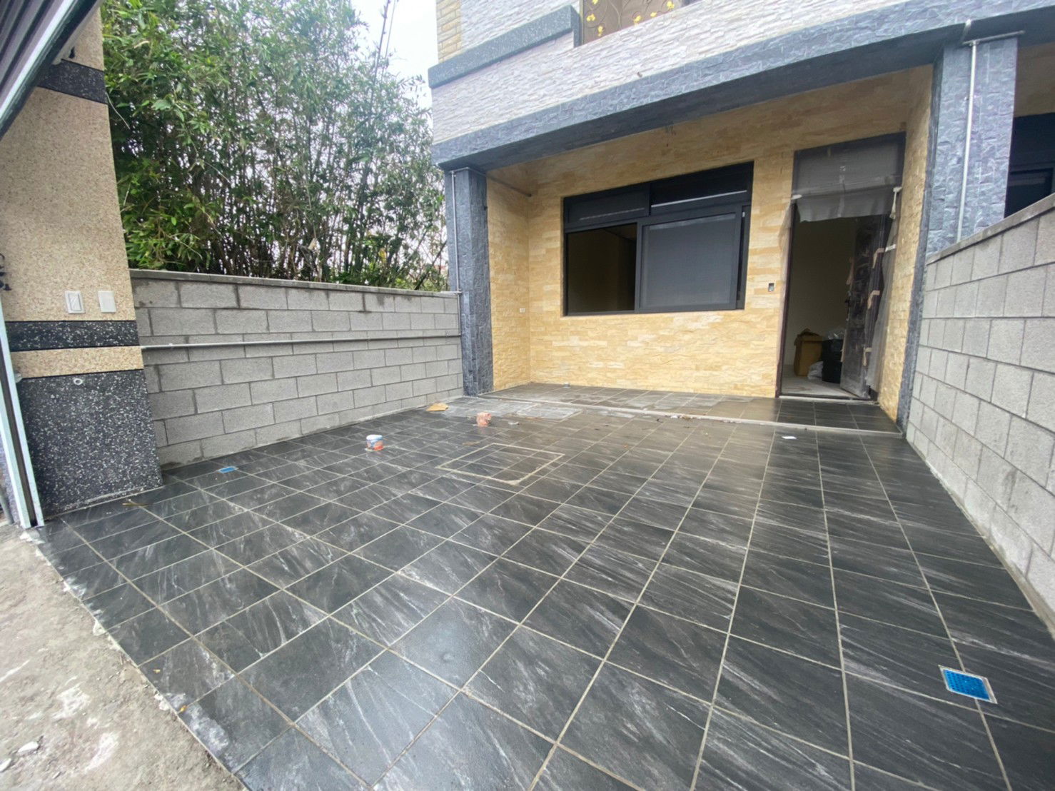 全新!!新庄子市中心四大房電梯豪邸