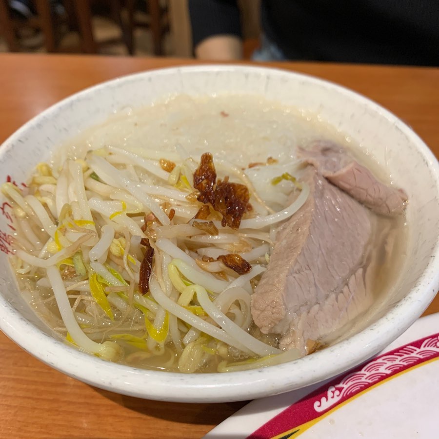 美食推薦． 鴨肉扁．賣鵝不賣鴨的西門町美食