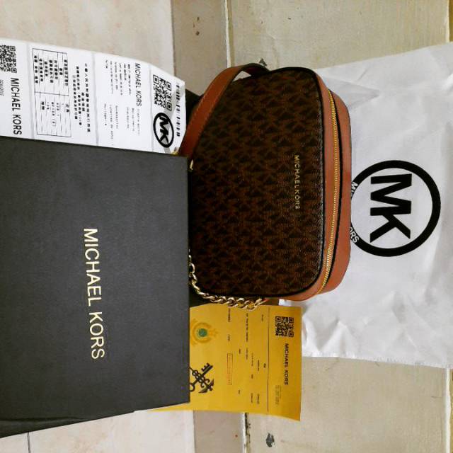 Tas Michael Kors Warna Coklat Bahan Kulit [ORIGINAL]