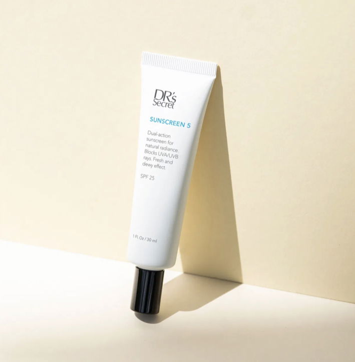 #5 防曬霜(保水）✨阻隔所有外來侵害「保養廣效型防曬、均勻膚色，透亮保水一整天、取代粉妝還肌膚健康」