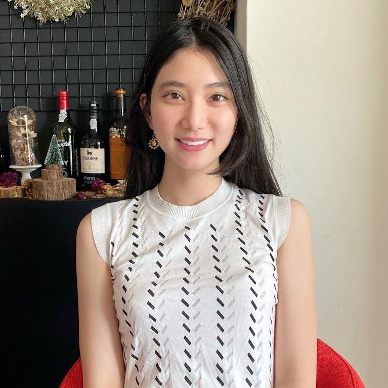 升學顧問 Counselor (Mrs. Lulu)