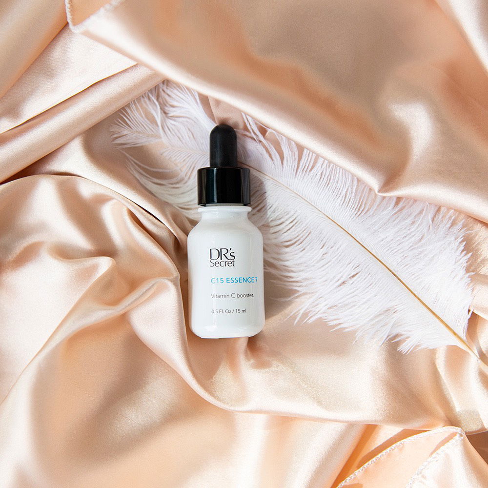 白皙透亮的秘密 C15 Essence