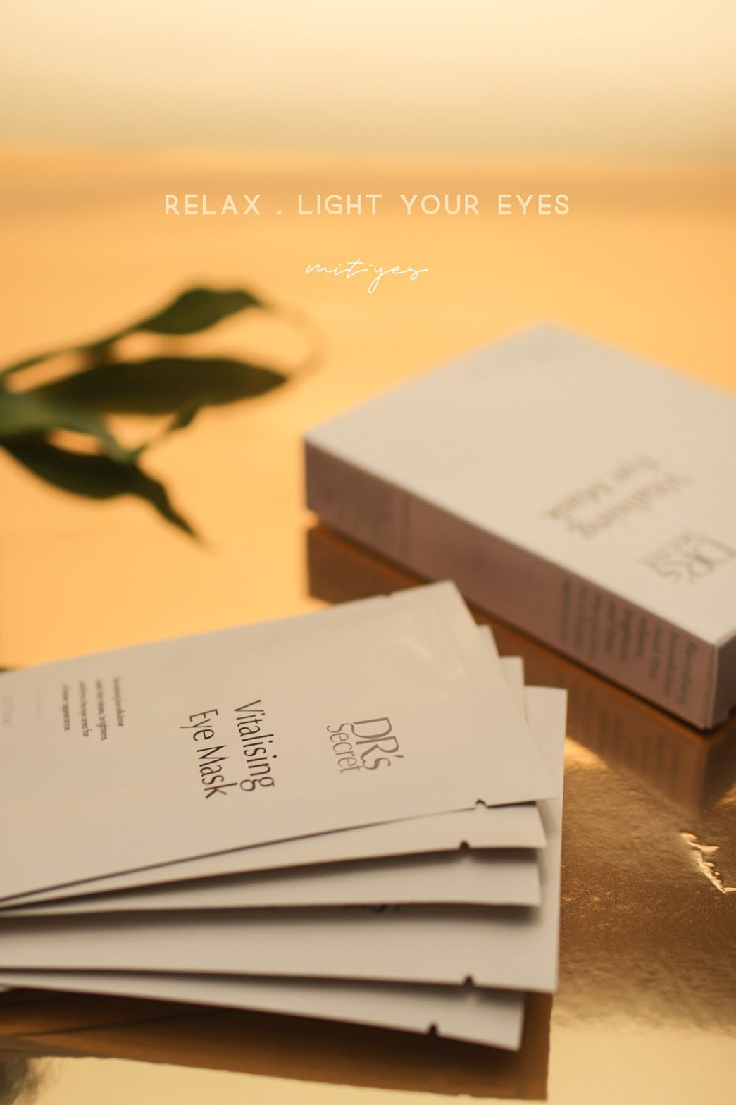 煥活晶透眼膜 — 對抗眼周細紋