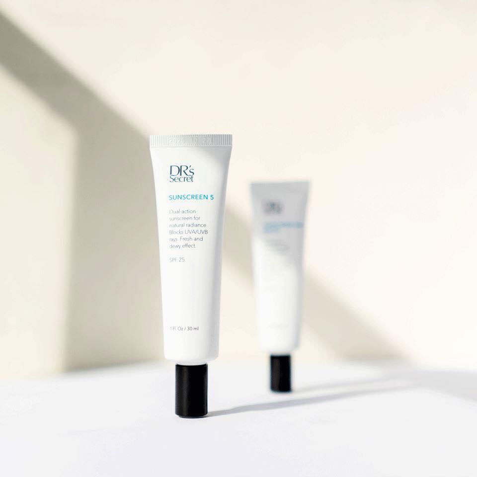 來看我邊上防曬邊解說