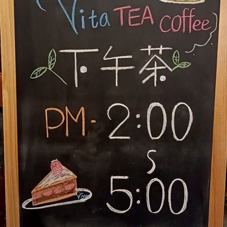 營業地點 (台灣高雄市楠梓區高雄大學路290號)