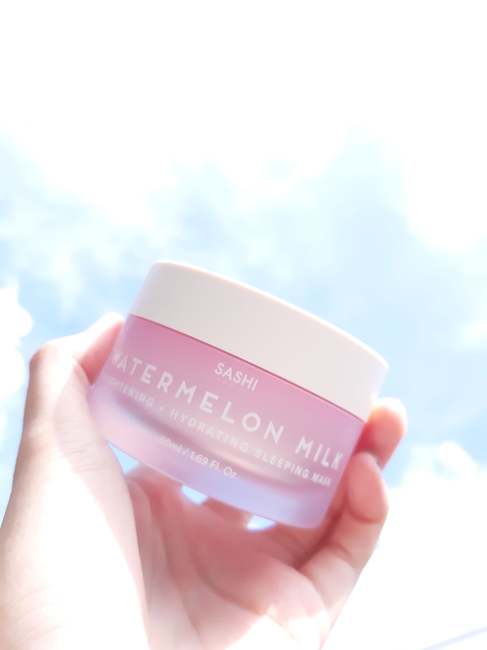 SASHI Seoul 🍉🍼 sleeping mask