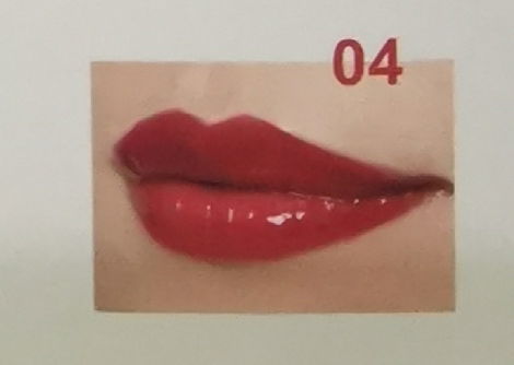 【 04冰晶唇釉（ 無畏樹莓紅 ） 】➡️ 展現魅力的冷艷紅色