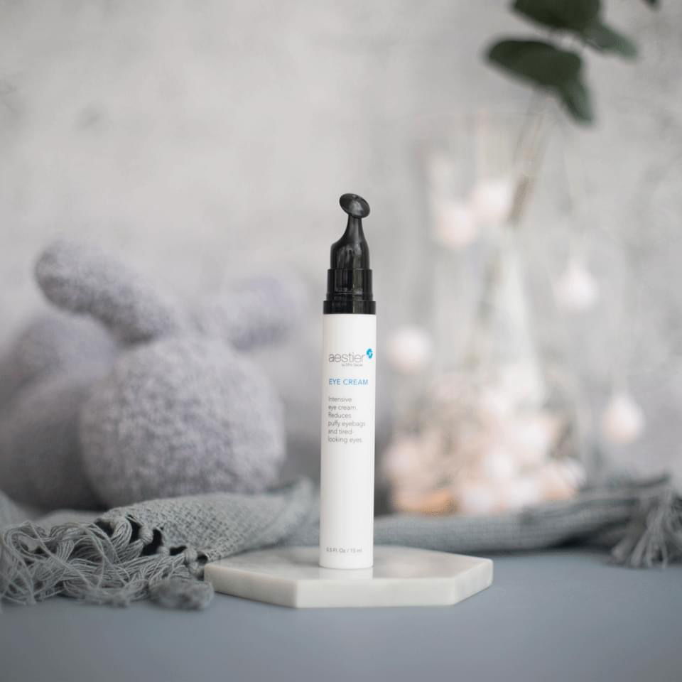 類肉毒抗皺 / 活奕眼霜