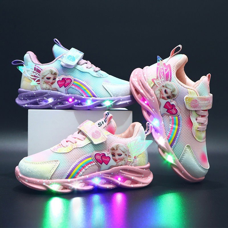 12. Sepatu Led Frozen