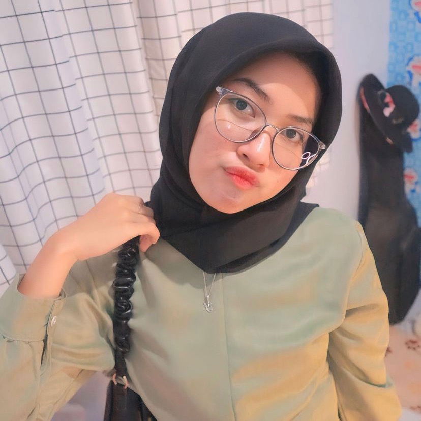 42. kacamata semi cateyes