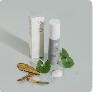 盈潤補水精華露 10