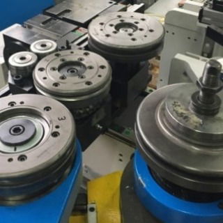 Rohrbiegewerkzeuge, Biegewerkzeuge fur CNC-Rohrbiegemaschinen