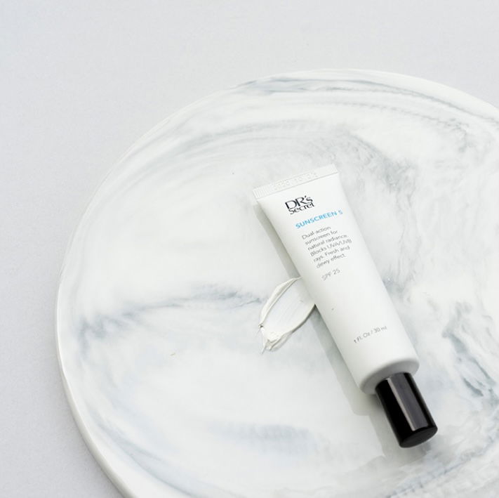 防曬霜 （保水）｜防曬、隔離、美白 0底妝必備❤️