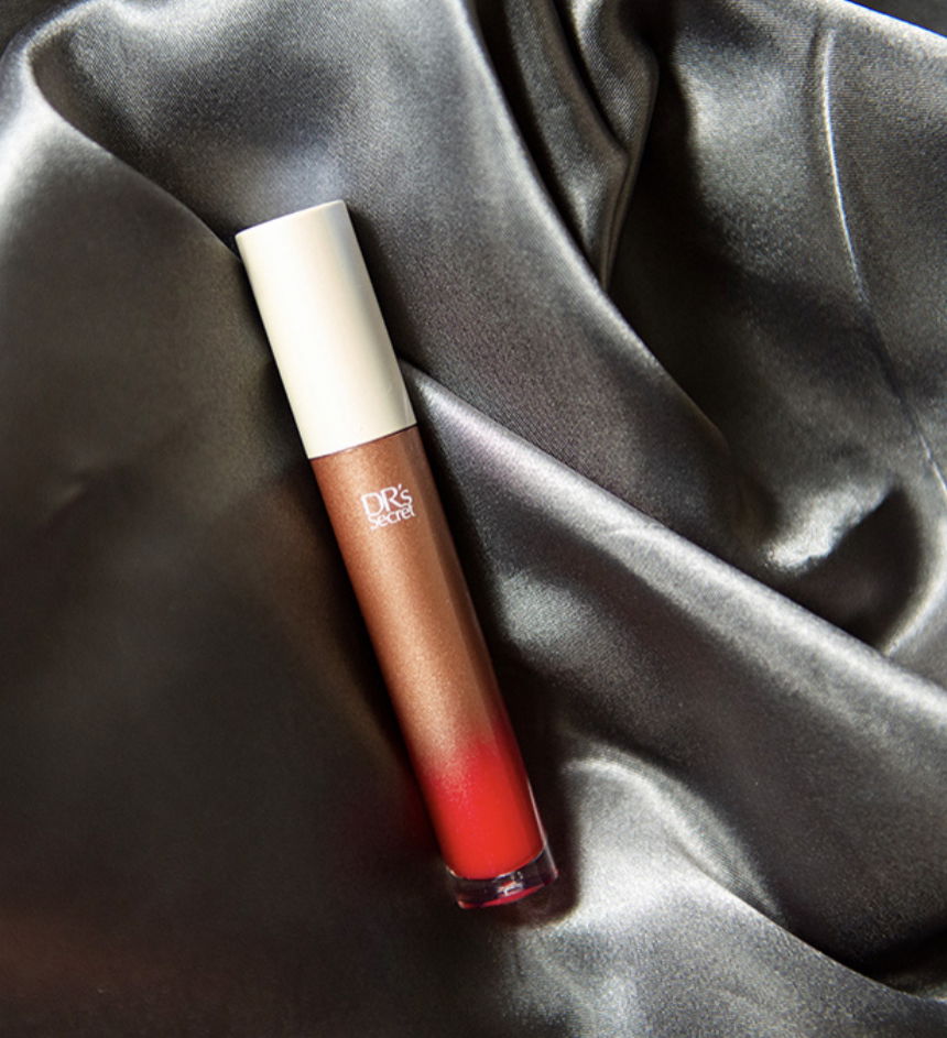 皙之密✨冰晶唇釉--無畏樹莓紅