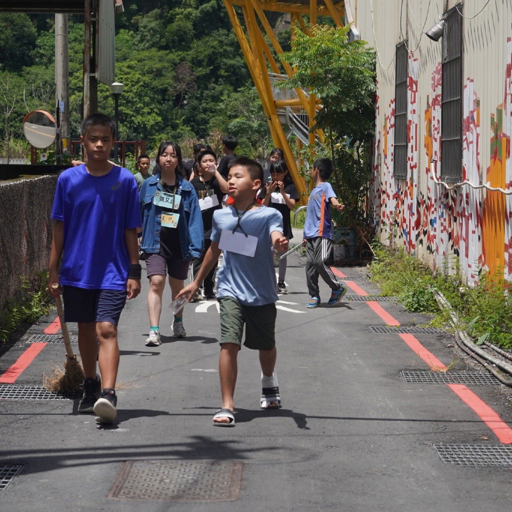 112學年度寒假服務隊報名表單