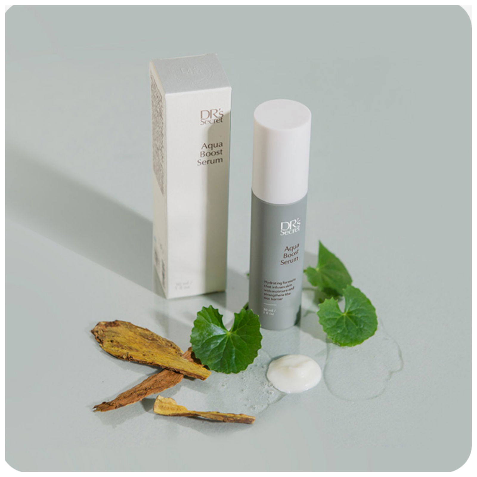 補水精華露-深層補水，輕盈水感質地，連男生都愛不釋手