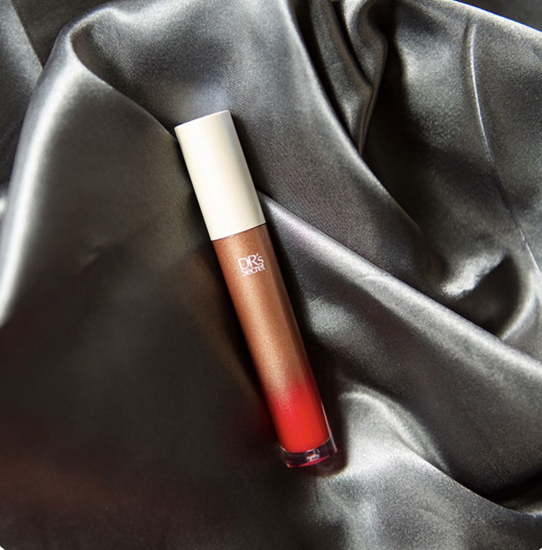 🔸冰晶唇釉（無畏樹莓紅）